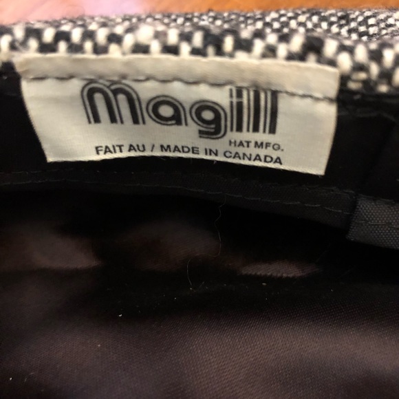 Tweed PageBoy Cap. Made in Canada. - Picture 4 of 5